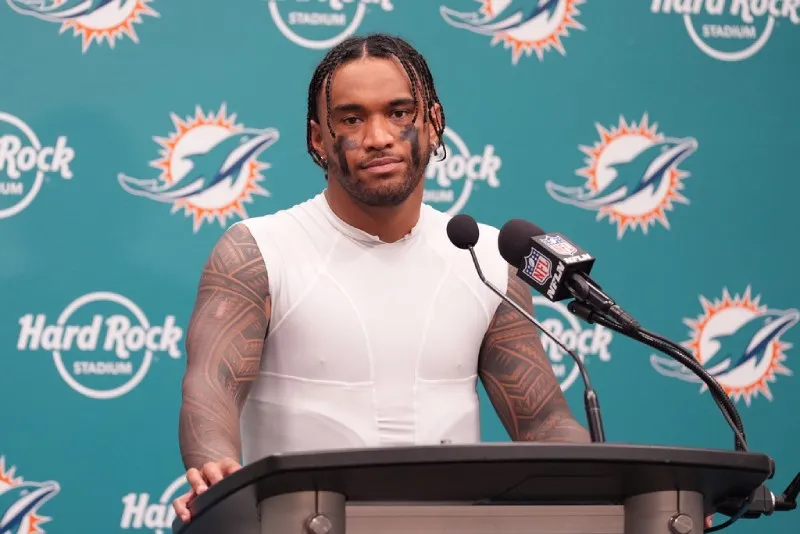 Se disculpó con sus compañeros