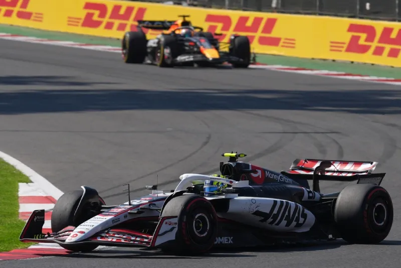 Bearman fue el piloto del día con un gran cuarto lugar