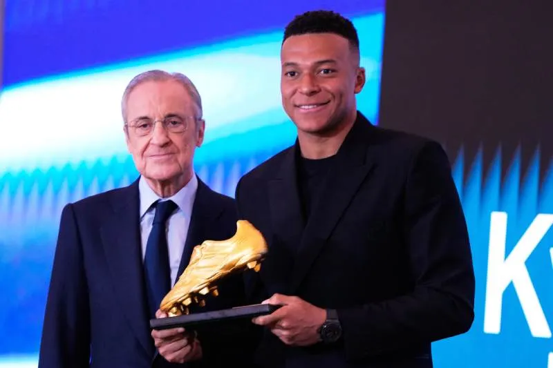Florentino Pérez y Mbappé | AP