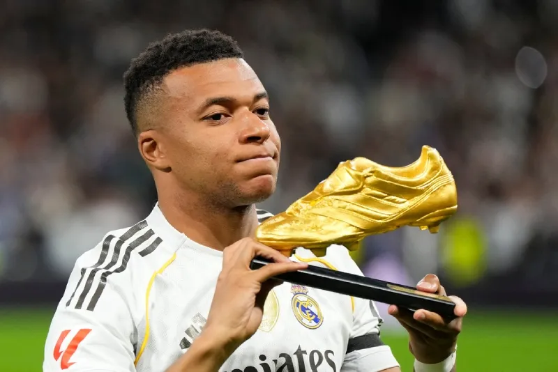 Mbappé también está entre los goleadores de Europa