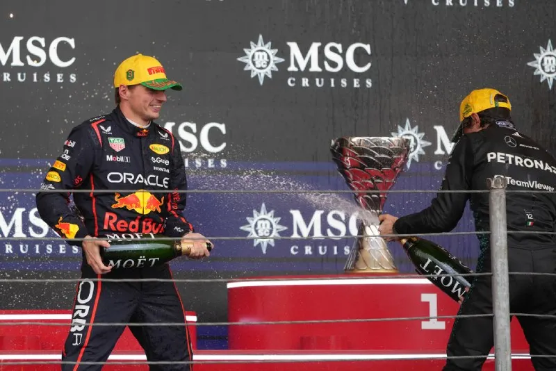 Verstappen quedó tercero en los dos últimos Grandes Premios