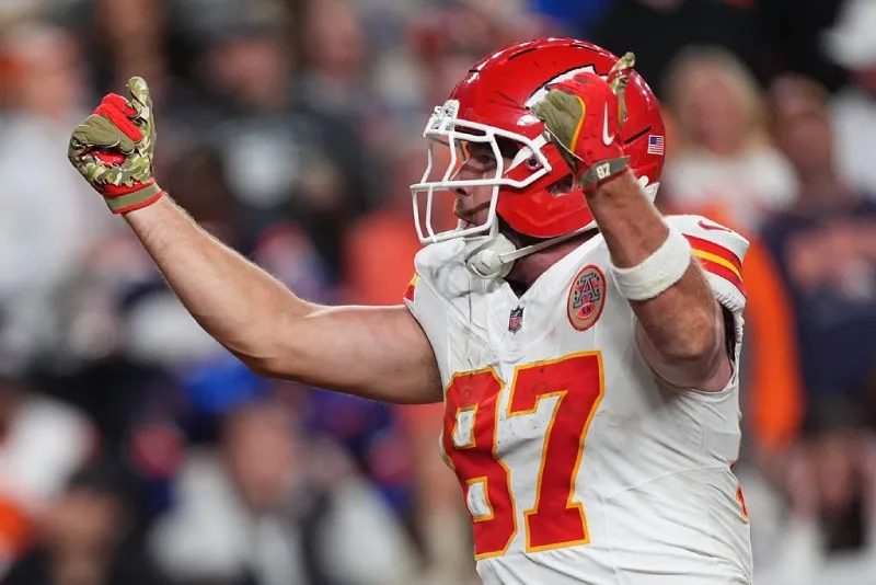 Travis Kelce | AP
