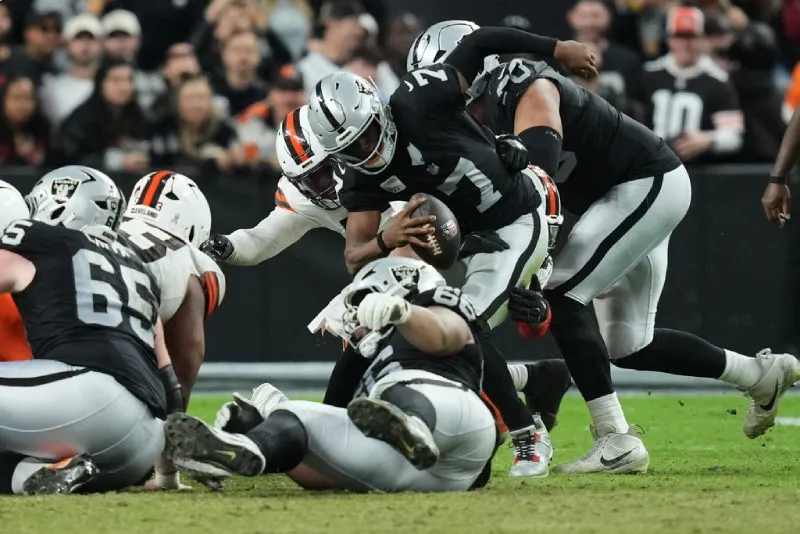 Dominaron a los Raiders