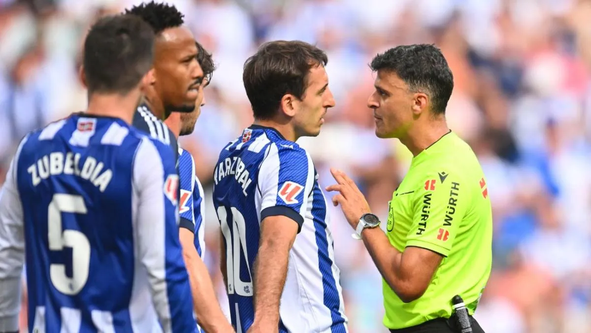 Real Madrid plantea quejarse del arbitraje ante FIFA | AP