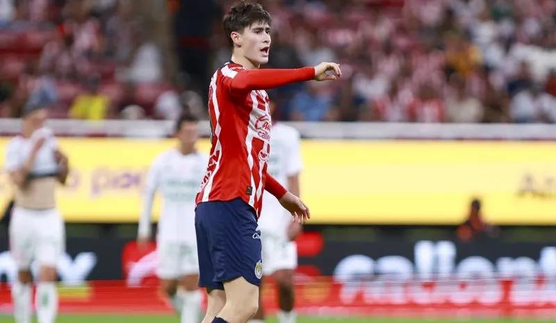 'Hormiga' González con Chivas