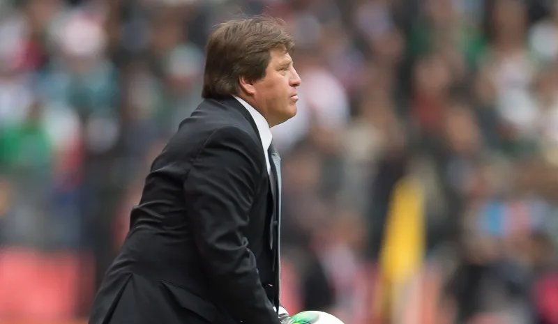 Piojo Herrera en Selección