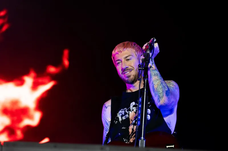 El vocalista M. Shadows presenta problemas de salud relacionados con sus cuerdas vocales / Redes Sociales