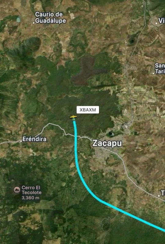 El piloto reportó que los motores empezaron a fallar / Redes Sociales