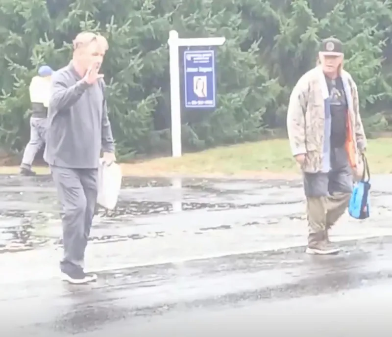 El actor iba acompañado de su hermano Stephen Baldwin / Redes Sociales