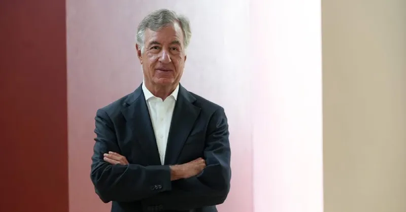 El empresario Fernando Chico Pardo podría adquirir el 25% de Banamex / Redes Sociales