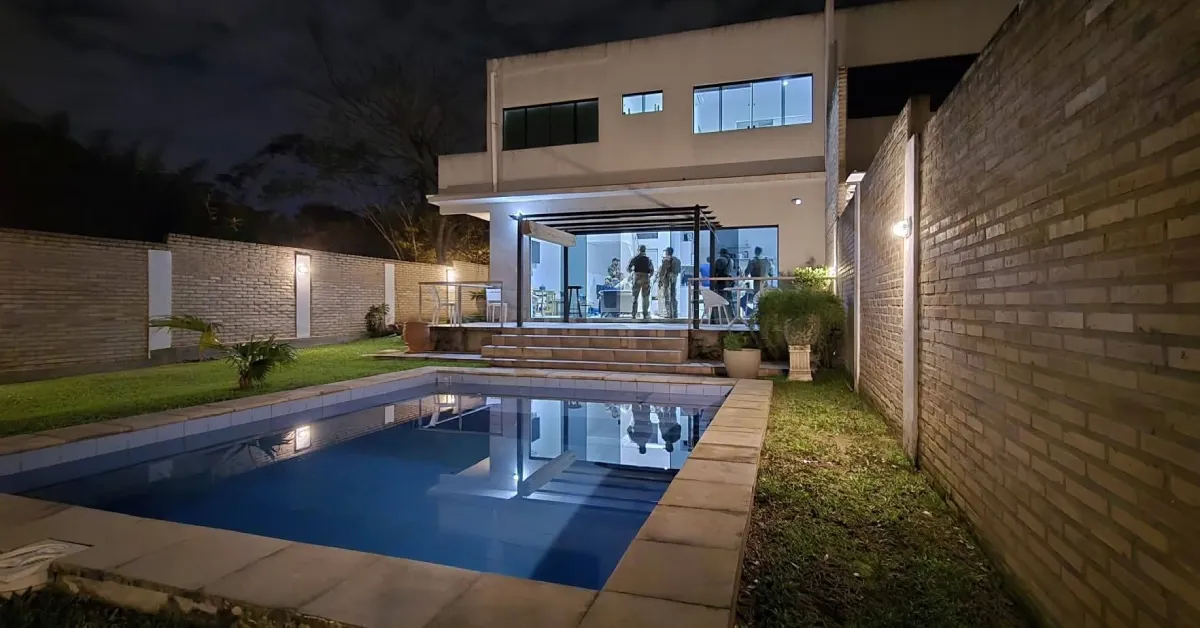 El exmando policial vivía en una caja de lujo en Paraguay / Redes Sociales