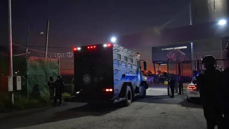 Antes de ingresarlo, al exsecretario de Seguridad le leyeron sus derechos / Redes Sociales