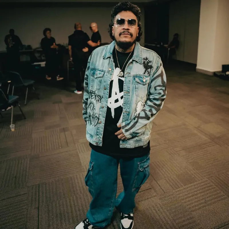 Muelas de Gallo regresa al ruedo cargado de puro punchline / Redes Sociales