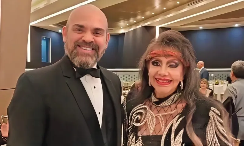 El actor ahora solo quiere disfrutar de la vida y la compañía de su madre Lucero Campos / FB: @BeamonteHoracio