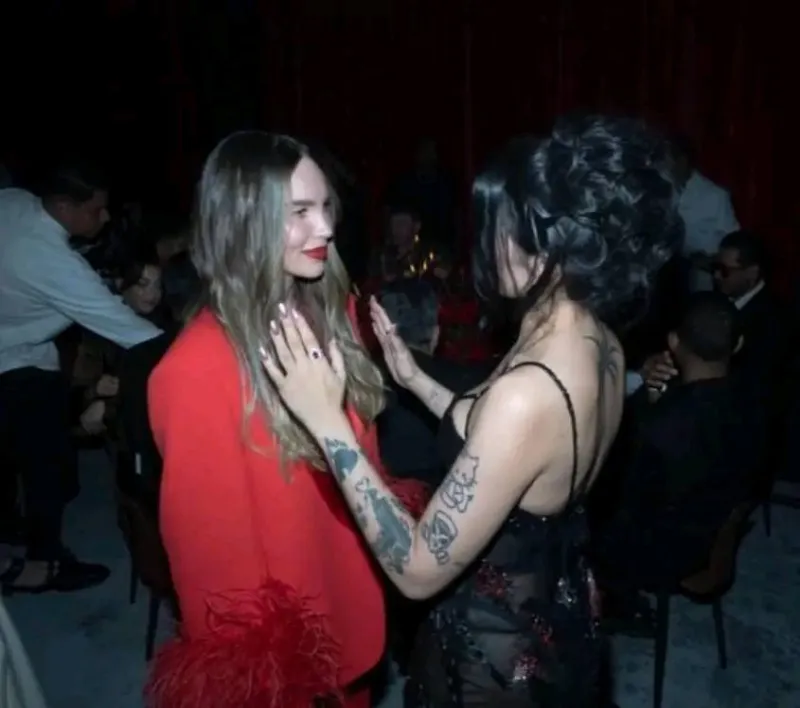 Las cantantes se vieron las caras en un evento social / Redes Sociales