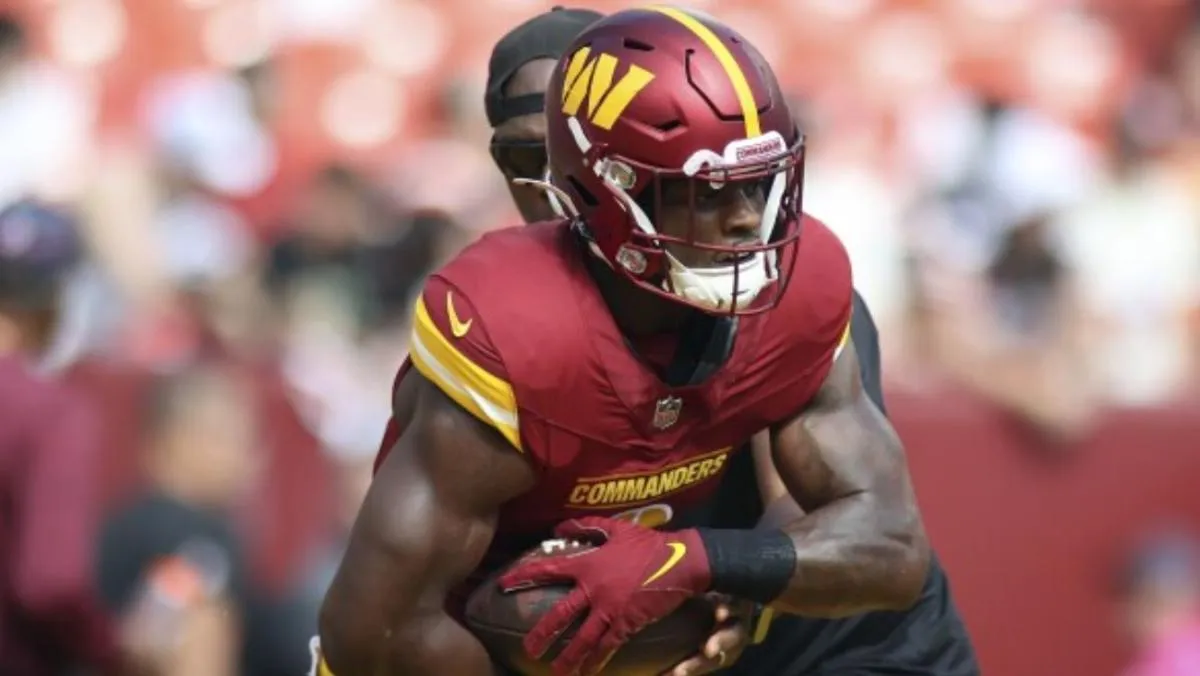 Robinson se va de Commanders | AP