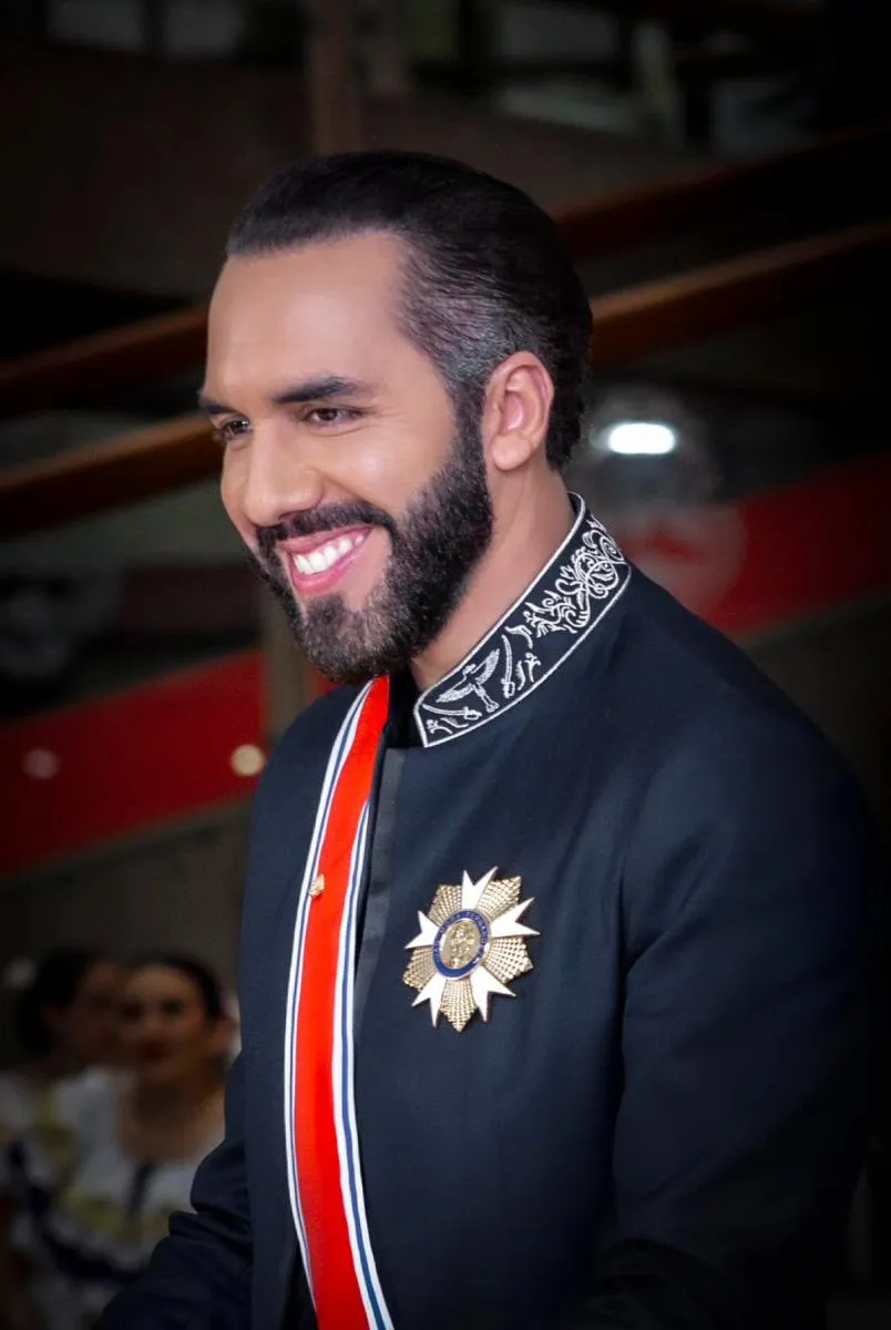 Nayib Bukele podría reelegirse oootra vez en 2027 / FB: @nayibbukele