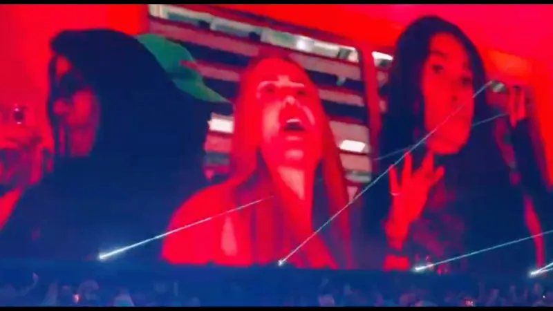 Galilea Montijo también estuvo en 'La Casita' y no paró de bailar / Redes Sociales