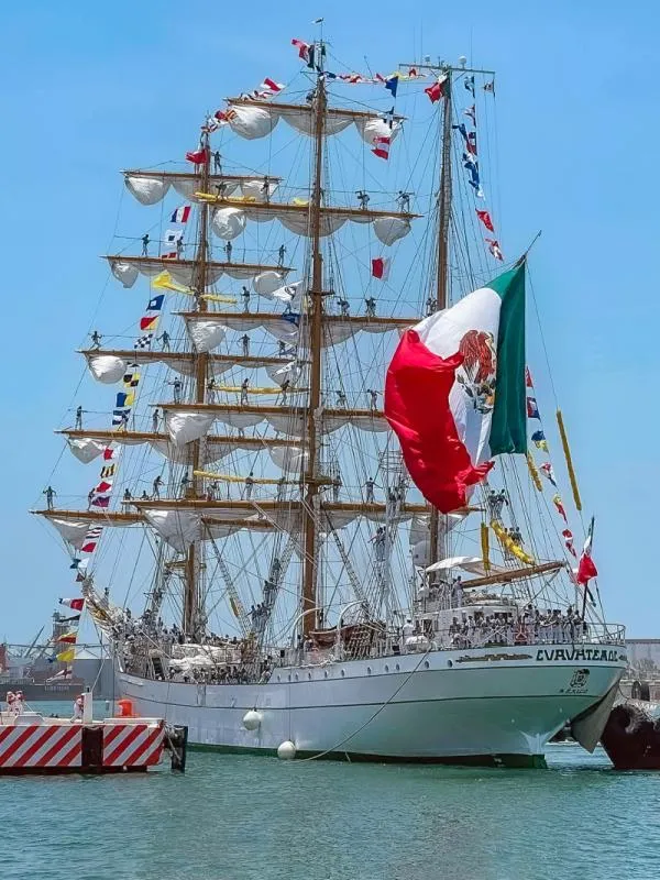 Buque Escuela Cuauhtémoc parte a casa el próximo 5 de octubre / Redes Sociales