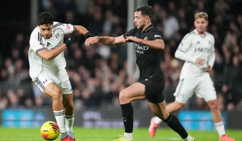 Raúl Jiménez con Fulham