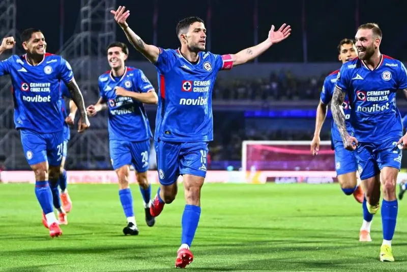 Rivero llegó a 31 goles en la Liga MX | MEXSPORT