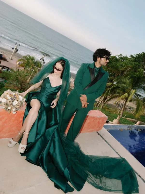 Paty Cantú fue criticada por su vestido verde / FB: @soypatycantu