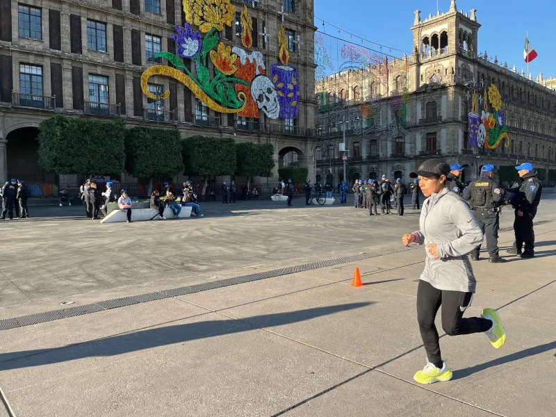 La iluminación en el Zócalo es de los primeros cambios / Redes Sociales
