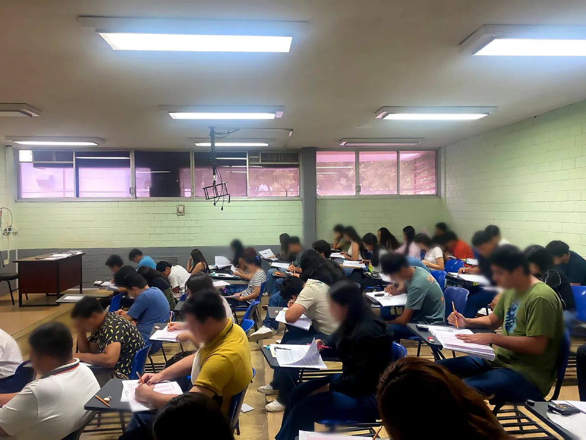 Aprovecha para terminar tus estudios y puedas lograr una titulación / FB: @SomosCeneval