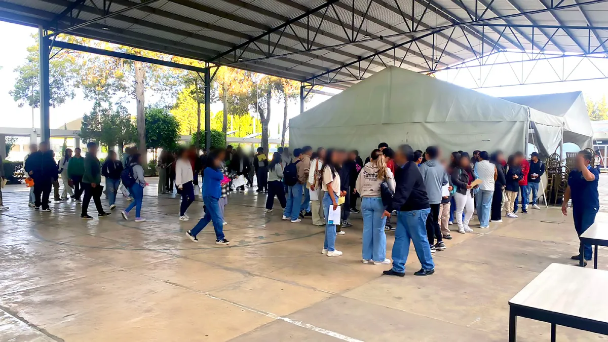 Todo el proceso es en línea a través de www.ceneval.edu.mx. / FB: @SomosCeneval