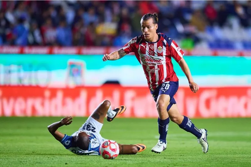 Chivas venció a Pachuca en la penúltima fecha del Apertura | MEXSPORT