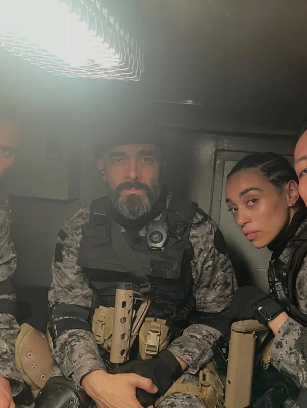 El actor hizo el papel de un soldado en la película 'Venganza' / IG: @omarchaparro