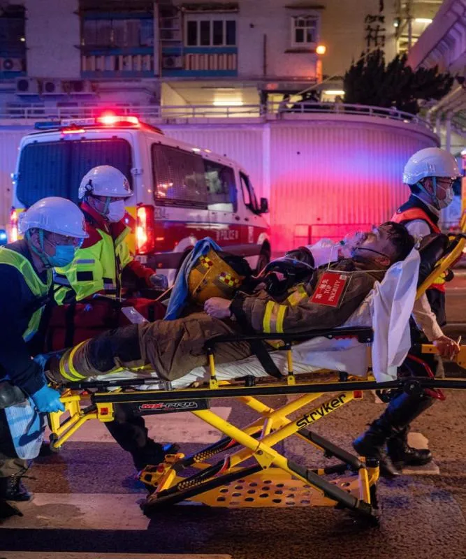 Autoridades reportan a un bombero fallecido al combatir el fuego / Redes Sociales