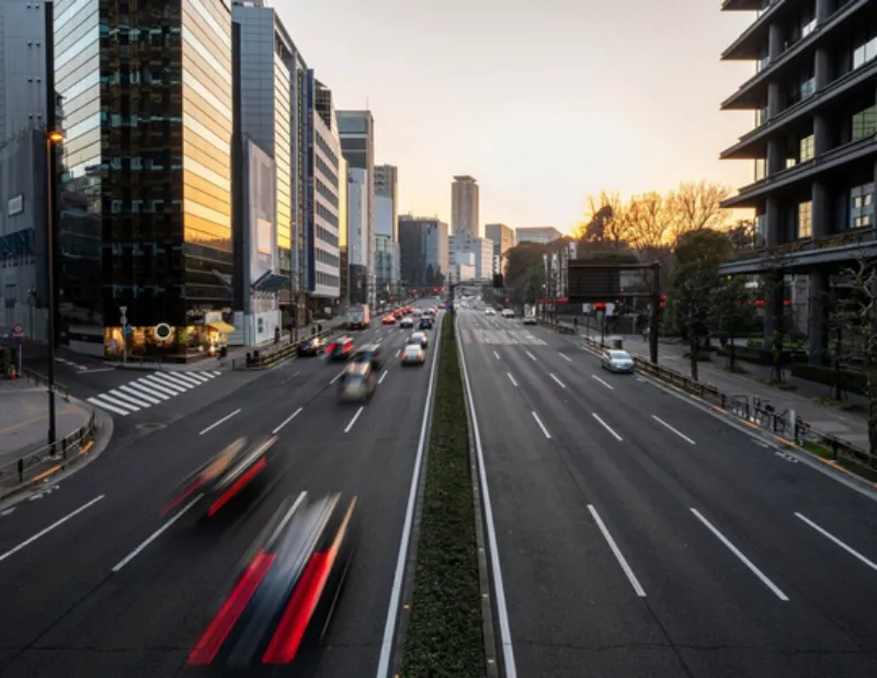 Los vehículos con engomado rojo, placas 3 y 4, y holograma 1 y 2, no circulan / Especial