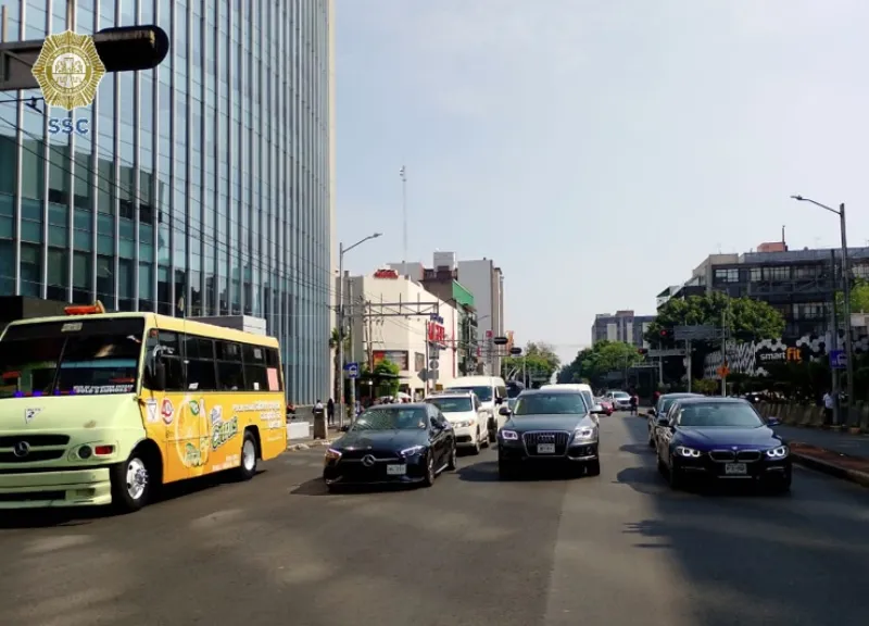 Una multa por circular cuando no te toca te puede costar hasta 3 mil pesos / FB: @orientadorvial