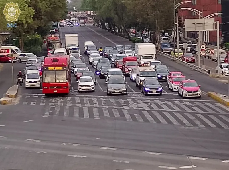 Una multa por circular cuando no te toca te puede costar hasta 3 mil pesos / FB: @orientadorvial