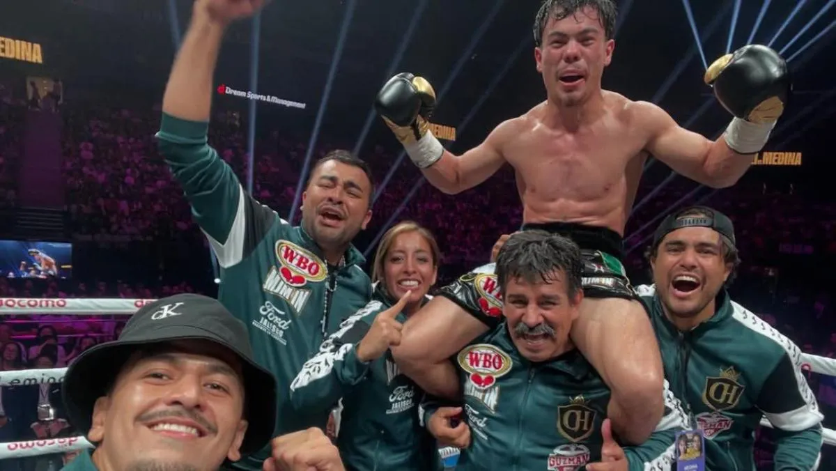 Medina celebra su campeonato | @PabloLemusN