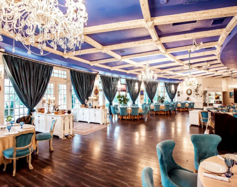 Son varios los giros que ganan más en esta temporada navideña / FREEPIK