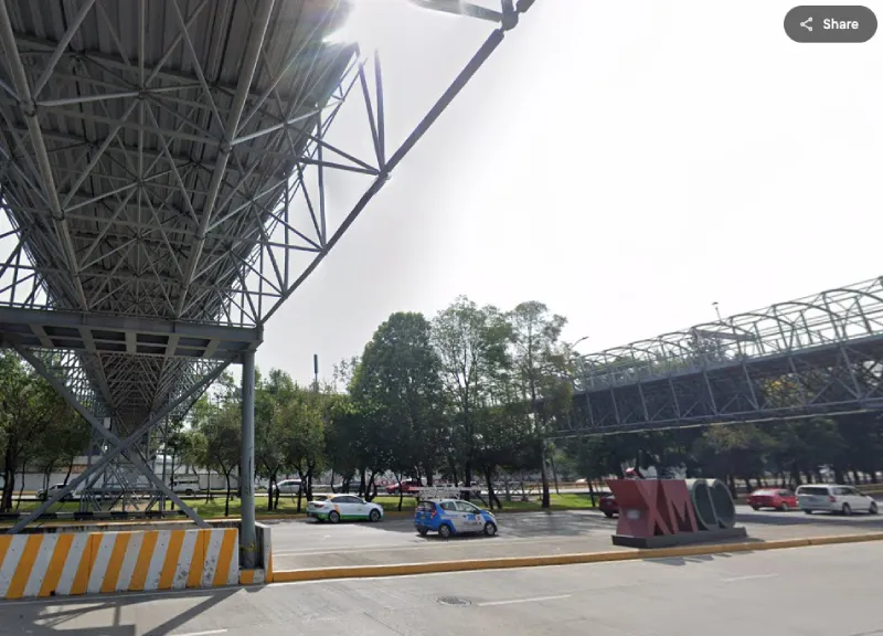 Hay varios estacionamientos en la zona que puedes acudir / Redes Sociales