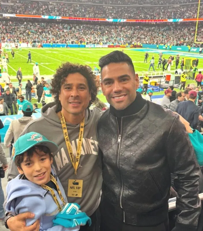 Con Falcao | IG: @yosoy8a