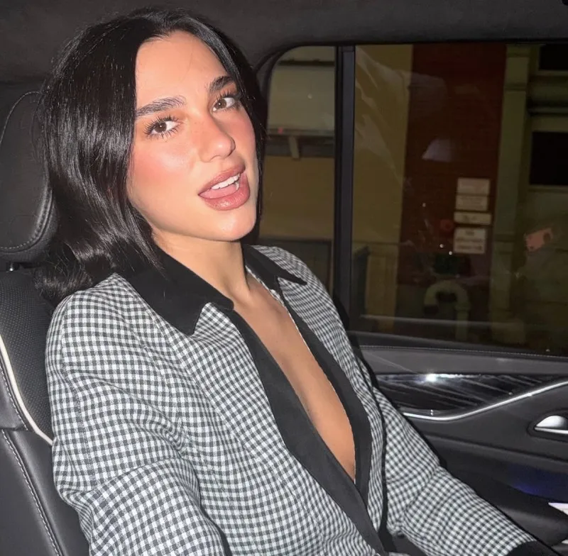 Dua Lipa | IG: @dualipa