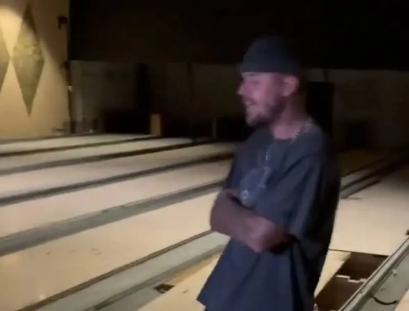 Justin Bieber revive momentos del pasado en el emblemático lugar de filmación. / Justin Bieber