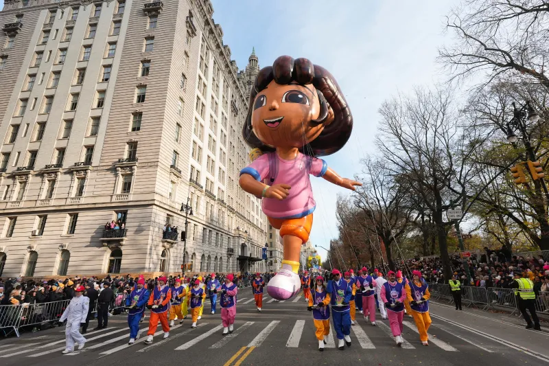 Con el Macy’s Thanksgiving Day Parade dan inicio a la Navidad / AP