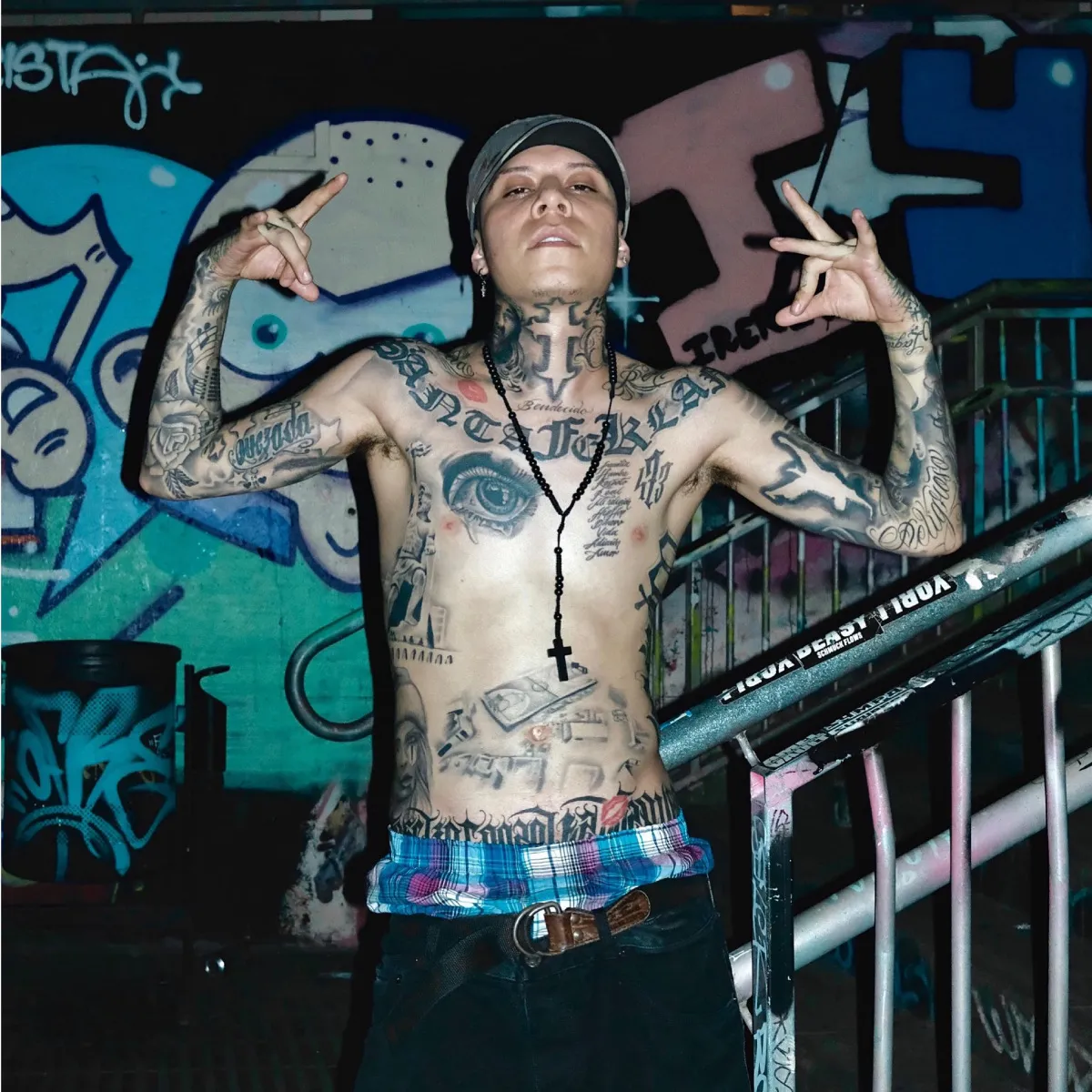 Santa Fe Klan ha roto amistad con los raperos que lo apoyaron / Redes Sociales