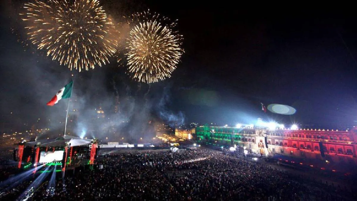 La noche del 15 de septiembre se realiza el Grito de Independencia/Pixabay