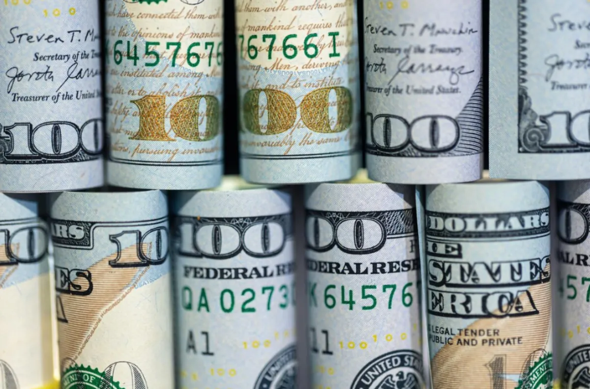 Revisa día a día el tipo de cambio de las divisas / FREEPIK