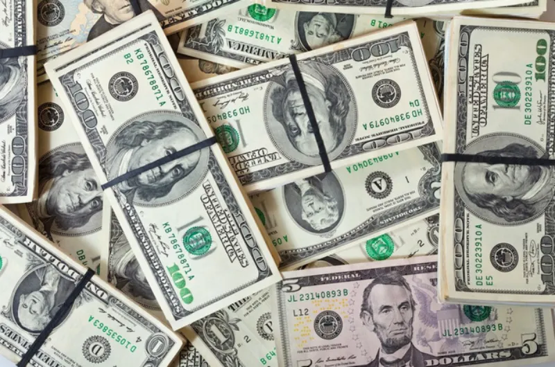 Revisa día a día el tipo de cambio de las divisas / FREEPIK