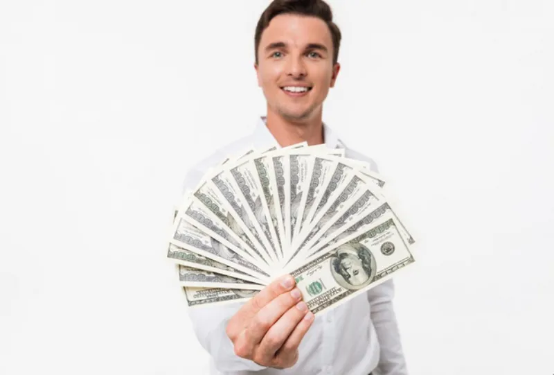 El peso mexicano continúa por debajo de los 19 pesos / FREEPIK