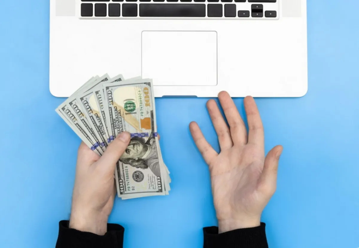 Revisa día a día el tipo de cambio de las divisas / FREEPIK