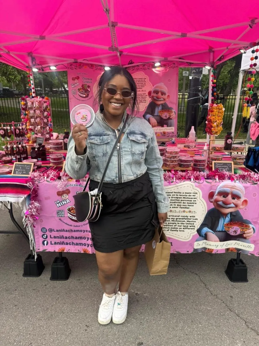 La gente de Chicago tiene la oportunidad de comprar los dulces mexicanos / FB: @LaNinaChamoyCandies