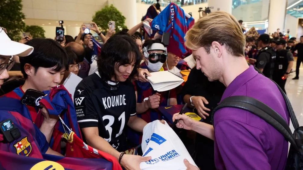 Así recibió la afición de Corea del Sur al Barcelona | @FCBarcelona